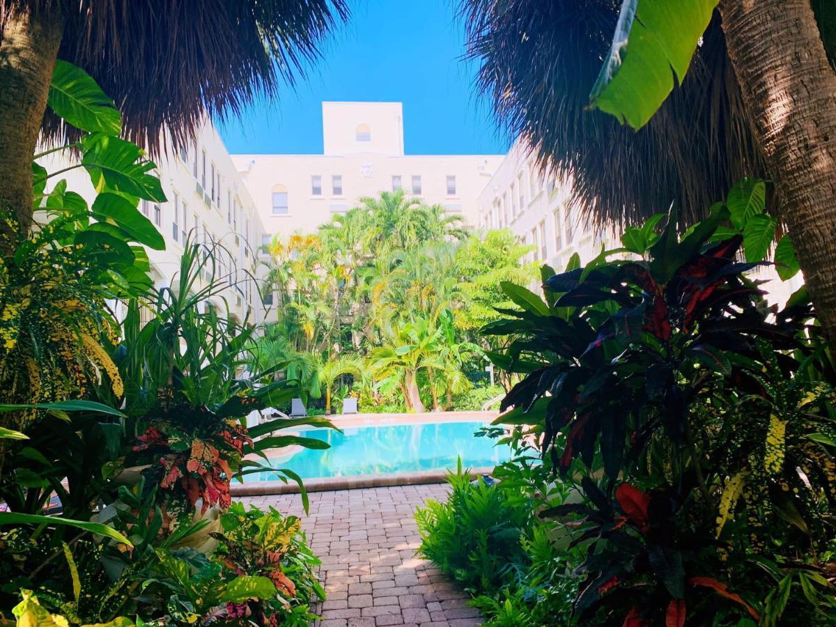 Palm Beach Island Condominiums 외부 사진