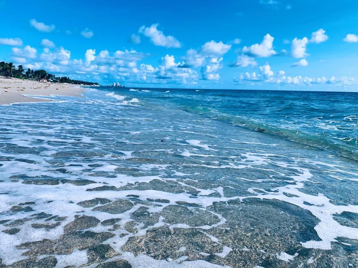Palm Beach Island Condominiums 외부 사진