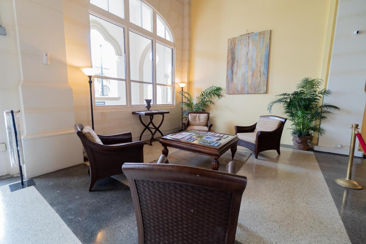 Palm Beach Island Condominiums 외부 사진